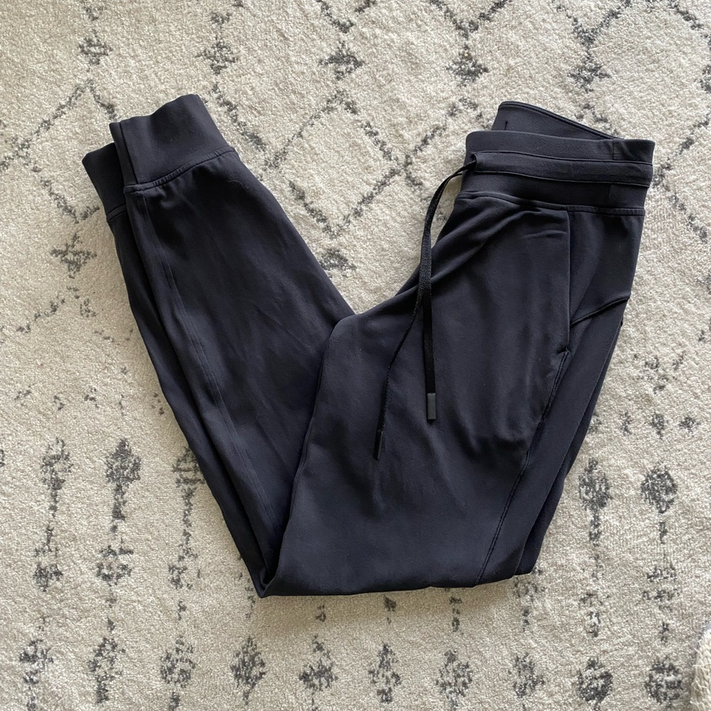 Lululemon ready to rulu jogger size 4
